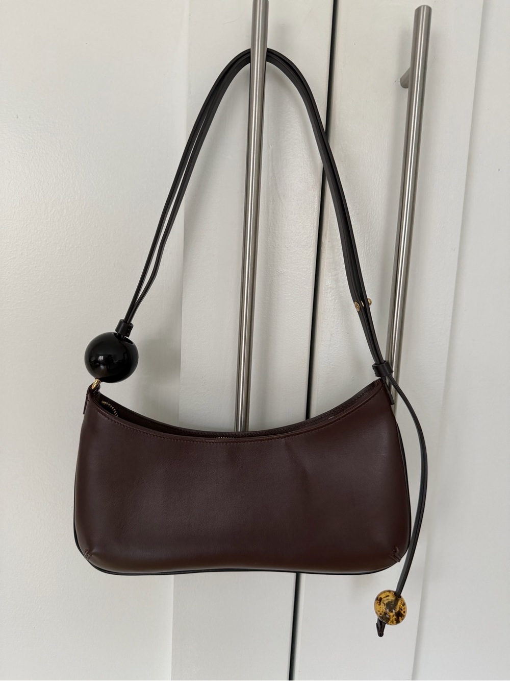 Jacquemus Brown Bisou Perle Shoulder Bag with Gold Logo - Picture 6 of 9
